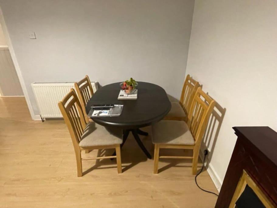 Lovely 2Br Gem Near To Wsu, City. Paisley Kültér fotó